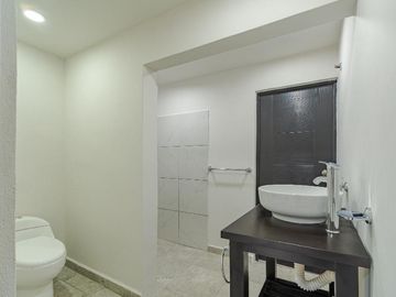 Casa remodelada a excelente precio