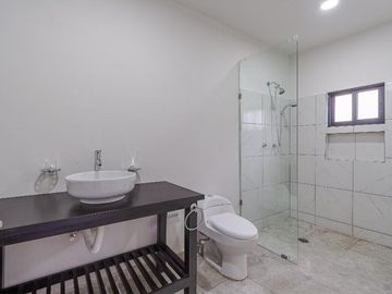 Casa remodelada a excelente precio