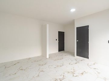 Casa remodelada a excelente precio