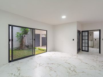 Casa remodelada a excelente precio