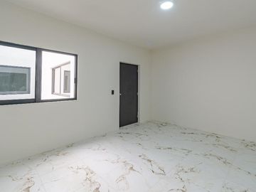 Casa remodelada a excelente precio