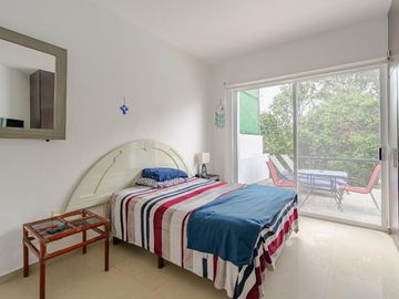 Hermosa Casa en Condominio con Alberca y Vista Panorámica