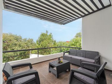 Hermosa Casa en Condominio con Alberca y Vista Panorámica