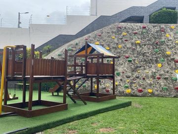 DEPARTAMENTO EN VENTA 85m2 SAN ISIDRO DEL INCA