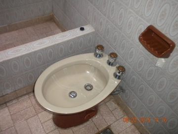 VENTA CASA EN RAMOS MEJIA 3AMB-EXCELENTE ESTADDO