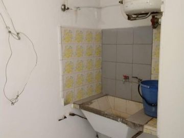 VENTA CASA EN RAMOS MEJIA 3AMB-EXCELENTE ESTADDO