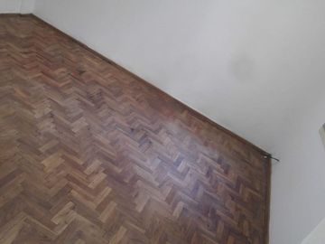 VENTA CASA EN RAMOS MEJIA 3AMB-EXCELENTE ESTADDO