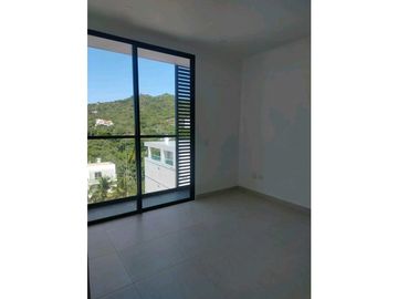 Apartamento Amoblado Con Exclusiva Ubicación Pozos Colorados - 005