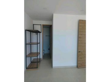 Apartamento Amoblado Con Exclusiva Ubicación Pozos Colorados - 005
