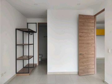 Apartamento Amoblado Con Exclusiva Ubicación Pozos Colorados - 005
