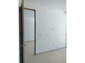 Apartamento Amoblado Con Exclusiva Ubicación Pozos Colorados - 005