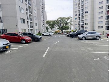 APARTAMENTO EN VENTA CIUDAD GUABINAS YUMBO PARQUEADERO PROPIO 58M2 AL