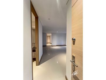 APARTAMENTO EN VENTA EN EL POBLADO, MEDELLN