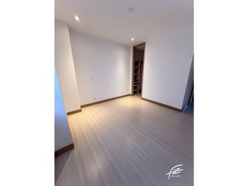 APARTAMENTO EN VENTA EN EL POBLADO, MEDELLN