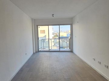 Dpto 2 amb, Piso 8°A, 45,32 m2 total, c/balcón al fte, Villa Luro