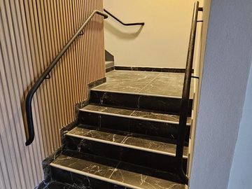 Dpto 2 amb, Piso 8°A, 45,32 m2 total, c/balcón al fte, Villa Luro