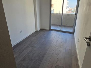 Dpto 2 amb, Piso 8°A, 45,32 m2 total, c/balcón al fte, Villa Luro