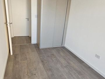 Dpto 2 amb, Piso 8°A, 45,32 m2 total, c/balcón al fte, Villa Luro