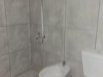 Dpto 2 amb, Piso 8°A, 45,32 m2 total, c/balcón al fte, Villa Luro