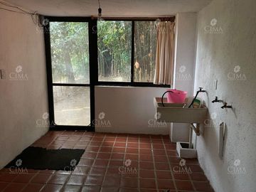 RENTA CASA EN EL BOSQUE CON SEGURIDAD EN CUERNAVACA - R176