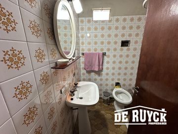 4 ambientes con 2 baños, PH al frente
