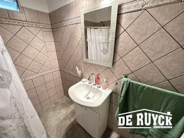 4 ambientes con 2 baños, PH al frente