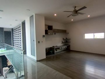 CASA VENTA CAÑADA DEL REFUGIO SUR LEON GUANAJUATO