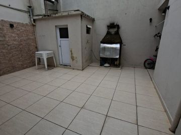 Casa para 2 Familias en venta en Lanus Oeste
