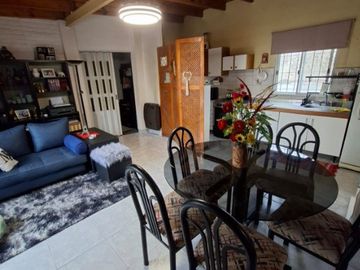 Casa para 2 Familias en venta en Lanus Oeste