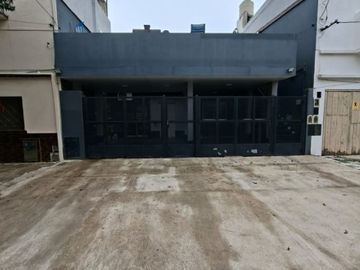 Casa para 2 Familias en venta en Lanus Oeste