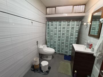 Venta casa 2 pisos a.t. 200 m2 a.c 281 m2 URB. PALAO S.M.P