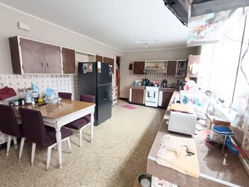Venta casa 2 pisos a.t. 200 m2 a.c 281 m2 URB. PALAO S.M.P