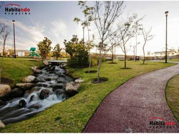 Terreno en venta en Lomas de Angelópolis, San Andrés Cholula, Puebla