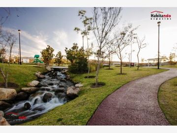 Terreno en venta en Lomas de Angelópolis II, San Andrés Cholula, Puebla