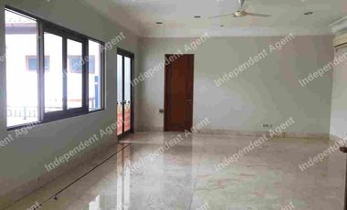 Rumah 2 lantai di Jalan Raya Pangeran Antasari Jakarta Selatan