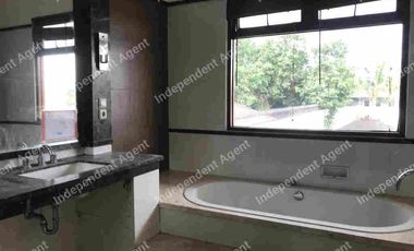 Rumah 2 lantai di Jalan Raya Pangeran Antasari Jakarta Selatan