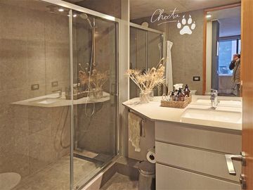 Departamento en Venta en Felix de Amesti, las condes