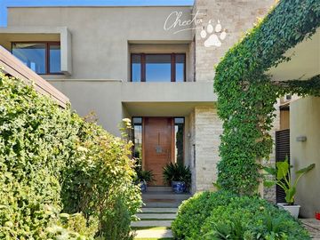 Casa en Venta en Bernardo Larrian, lo barnechea