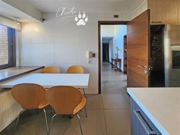 Casa en Venta en esquina avenida plaza, cerca del cerro las varas