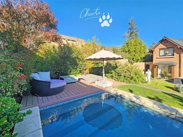 Casa en Venta en esquina avenida plaza, cerca del cerro las varas