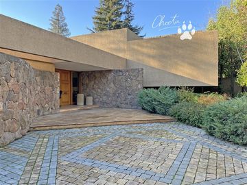 Casa en Venta en Fray Montalva, las condes