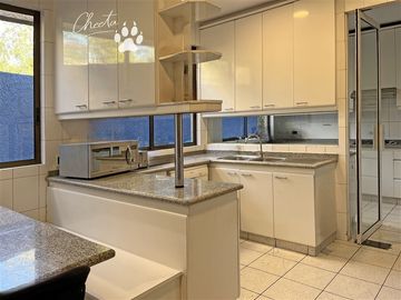 Casa en Venta en Fray Montalva, las condes