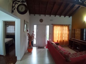VENTA CASA  DE 5 AMBIENTES EN MORENO Multifamiliar