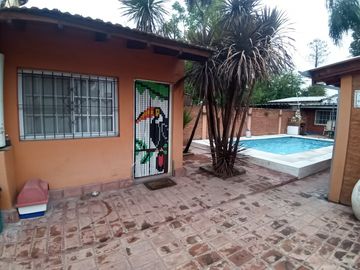 VENTA CASA  DE 5 AMBIENTES EN MORENO Multifamiliar