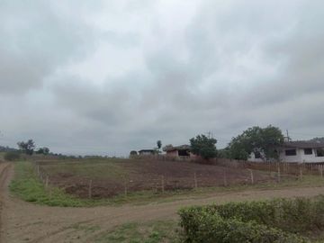 VENDO TERRENO EN RANCHOS SAN FRANCISCO