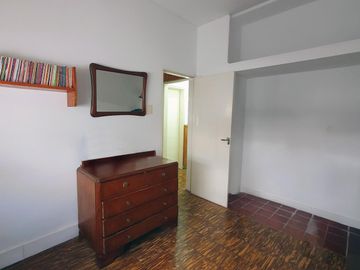 VENTA Casa 3 dormitorios. Falucho N°2322