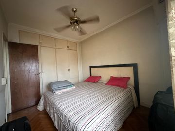 Venta de Departamento 2 ambientes al frente en Liniers