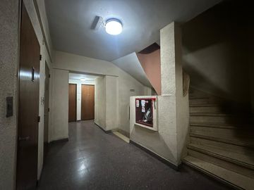Venta de Departamento 2 ambientes al frente en Liniers