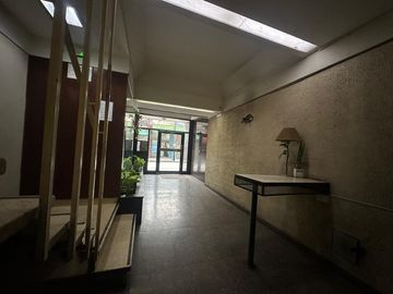 Venta de Departamento 2 ambientes al frente en Liniers