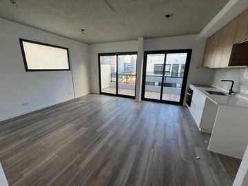 Venta: 2 ambientes de mucha categoría con terraza - Sum - Piscina - Solarium - Gimnasio -Parrillas